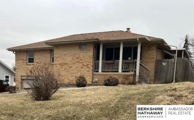 3419 Madison Street, Omaha, NE 68107