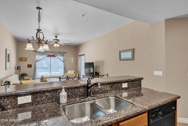 5450 E DEER VALLEY Drive E 1201, Phoenix, AZ 85054