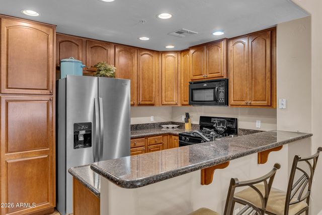 5450 E DEER VALLEY Drive E 1201, Phoenix, AZ 85054