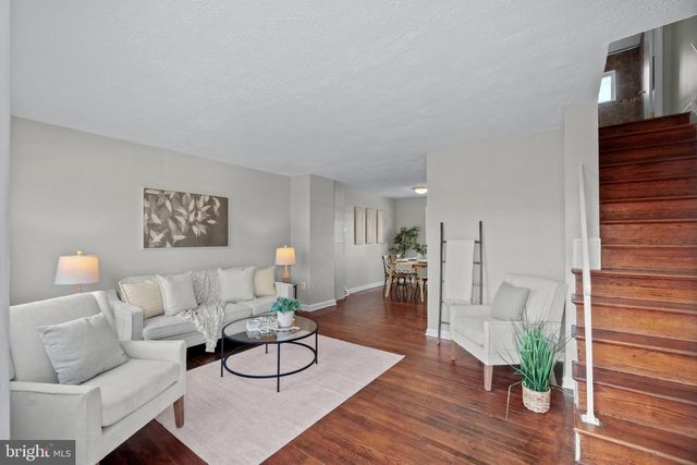 136 BLADEN RD, Essex, MD 21221
