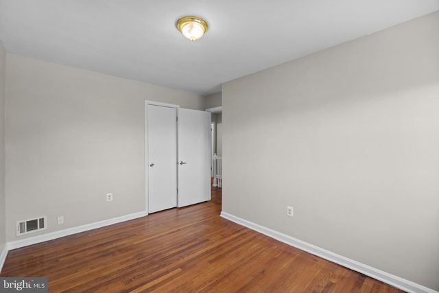 136 BLADEN RD, Essex, MD 21221