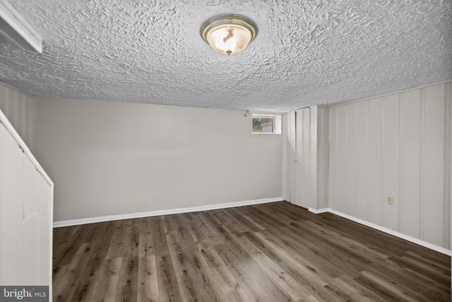 136 BLADEN RD, Essex, MD 21221