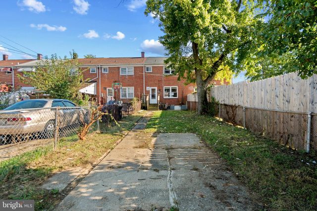 136 BLADEN RD, Essex, MD 21221