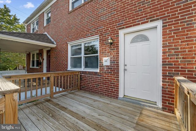 136 BLADEN RD, Essex, MD 21221