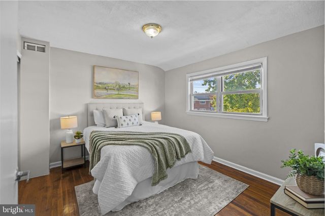 136 BLADEN RD, Essex, MD 21221