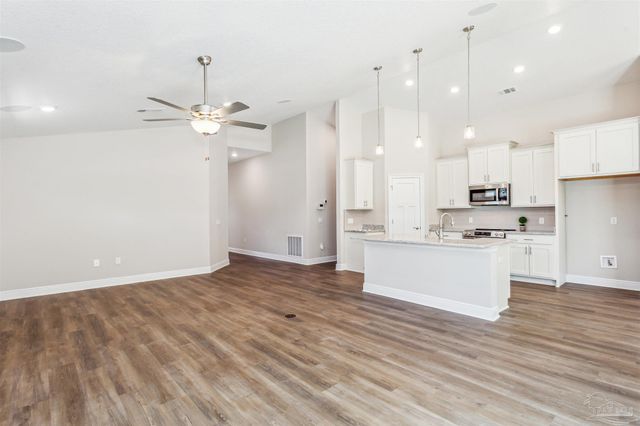 6540 Gentle Rain Dr, Milton, FL 32570