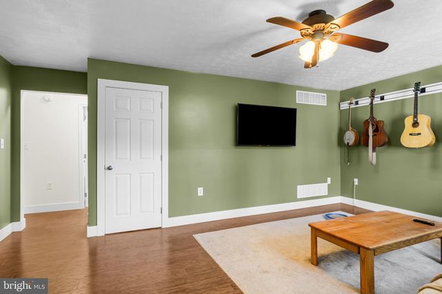199 NEILL RUN RD, Delta, PA 17314