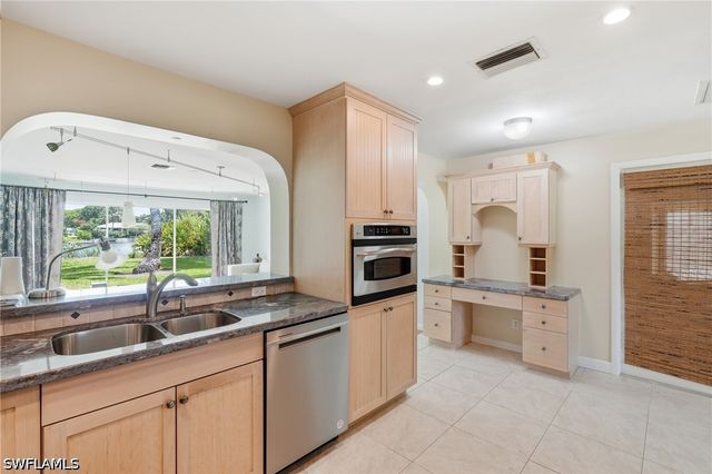 1316 Rordon AVE, Naples, FL 34103