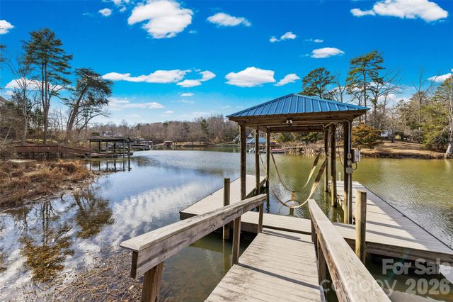 12039 Spinnaker Drive, Tega Cay, SC 29708