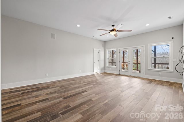 12039 Spinnaker Drive, Tega Cay, SC 29708