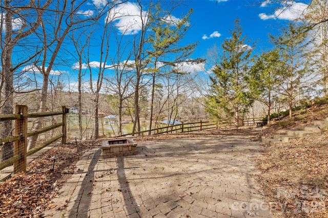 12039 Spinnaker Drive, Tega Cay, SC 29708