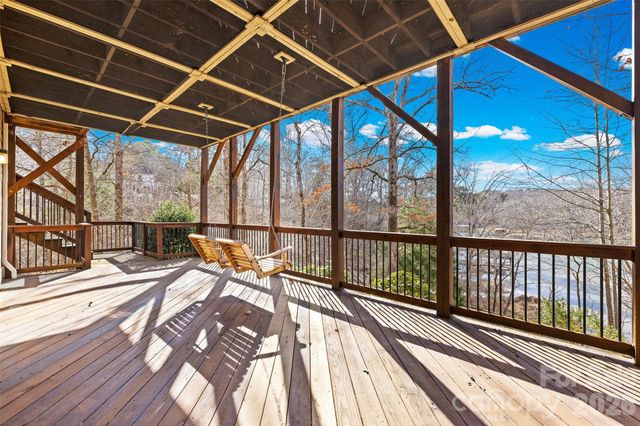 12039 Spinnaker Drive, Tega Cay, SC 29708