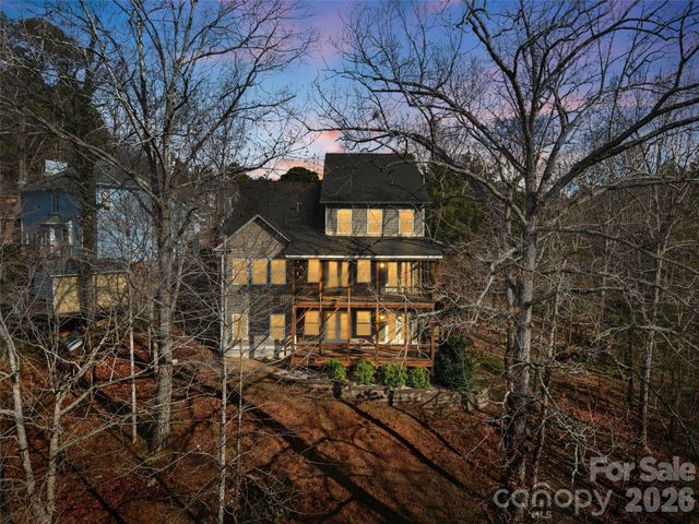 12039 Spinnaker Drive, Tega Cay, SC 29708