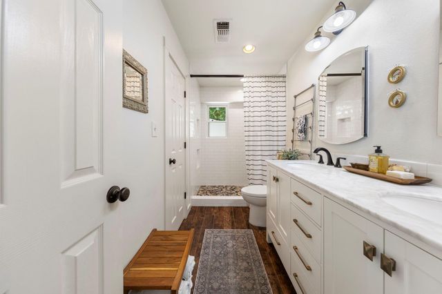 410 Shawnee Drive, Montgomery, TX 77316
