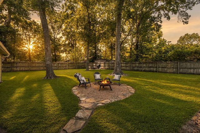 410 Shawnee Drive, Montgomery, TX 77316