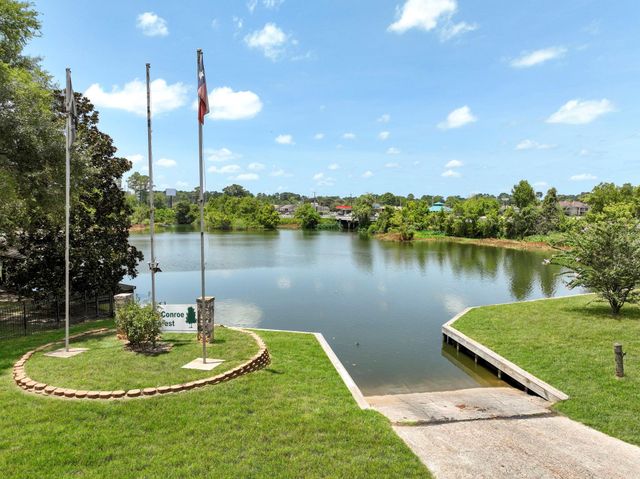 410 Shawnee Drive, Montgomery, TX 77316