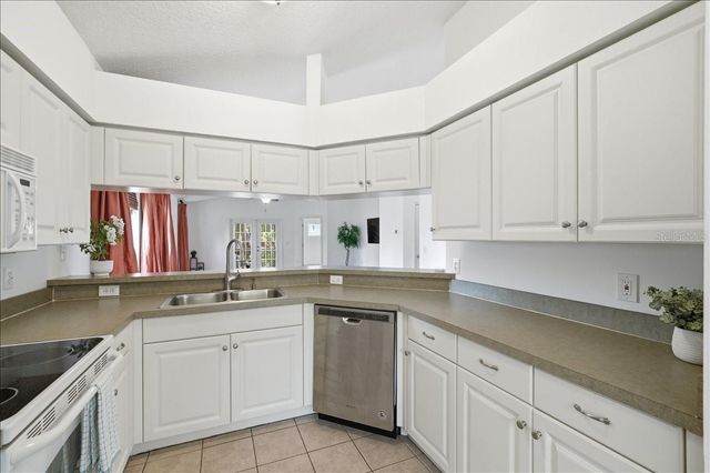 7305 S SWOOPE STREET, Tampa, FL 33616