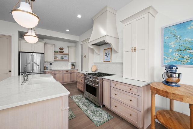 7131 Alvie Lane, Bettendorf, IA 52722