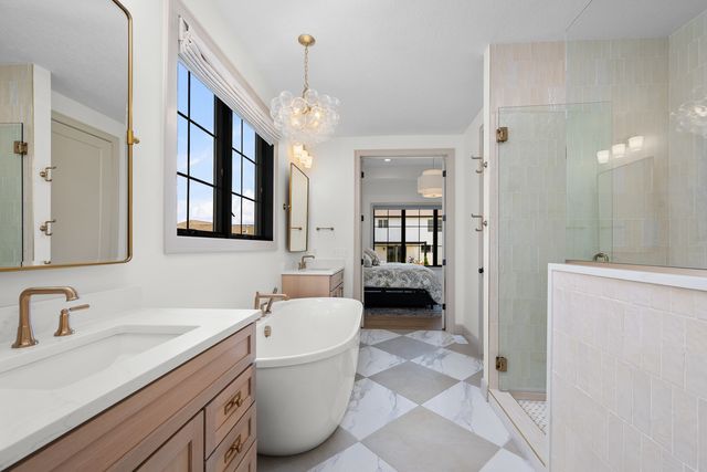 7131 Alvie Lane, Bettendorf, IA 52722