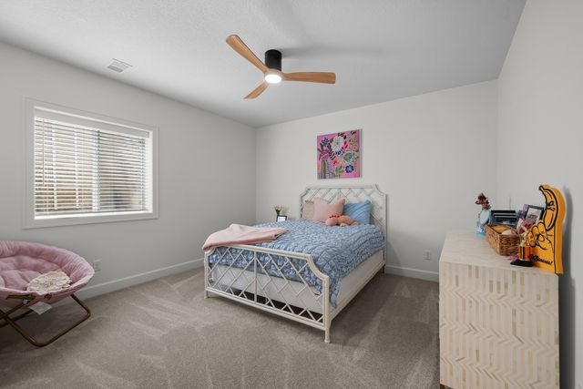 7131 Alvie Lane, Bettendorf, IA 52722