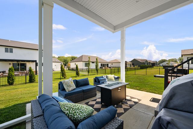 7131 Alvie Lane, Bettendorf, IA 52722