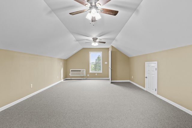 2024 Indigo Drive, Richmond, KY 40475