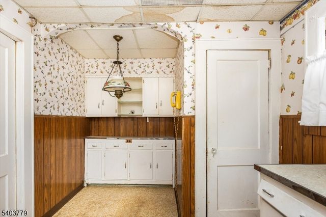 105 Midland Ave, Glen Ridge Boro Twp., NJ 07028