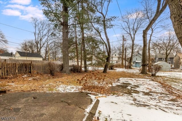 105 Midland Ave, Glen Ridge Boro Twp., NJ 07028