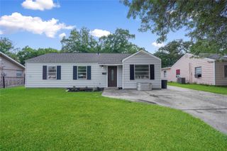 1722 Caspersen Drive, Jacinto City, TX 77029