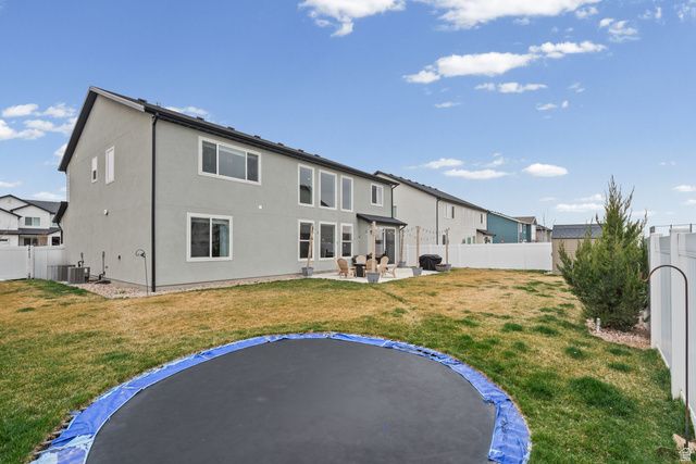1844 W 2135 S, Woods Cross, UT 84087