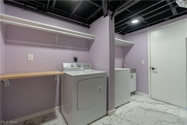 7825 Oakdale Street NW, Massillon, OH 44646