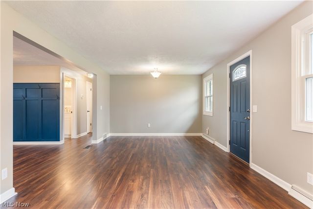 7825 Oakdale Street NW, Massillon, OH 44646