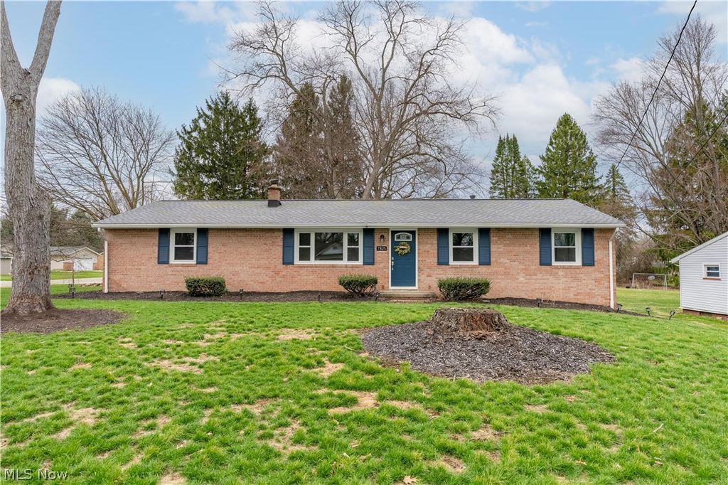 7825 Oakdale Street NW, Massillon, OH 44646