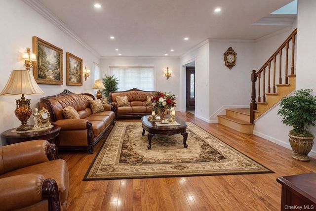 21942 141st Road, Springfield Gardens, NY 11413