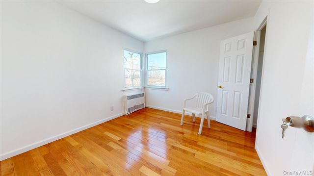21942 141st Road, Springfield Gardens, NY 11413