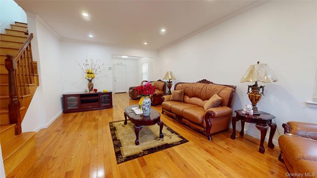 21942 141st Road, Springfield Gardens, NY 11413