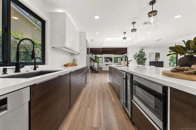2451 Malibu Way, Del Mar, CA 92014
