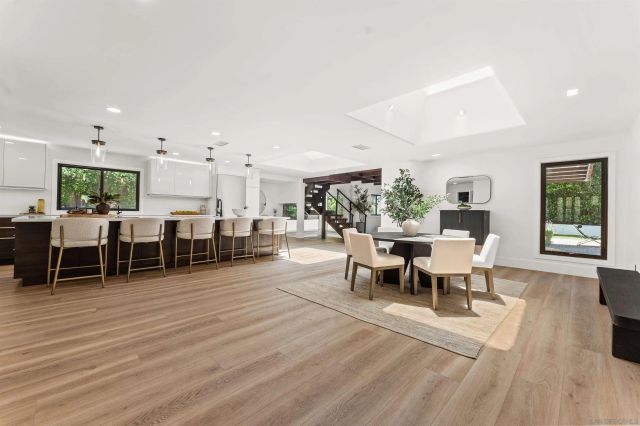 2451 Malibu Way, Del Mar, CA 92014