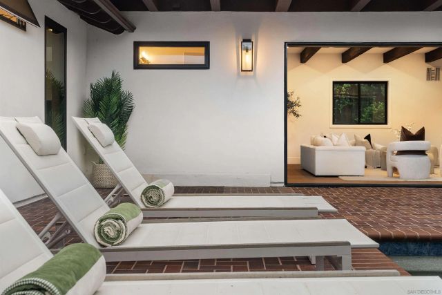 2451 Malibu Way, Del Mar, CA 92014