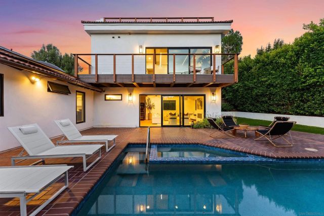 2451 Malibu Way, Del Mar, CA 92014