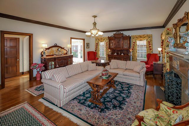 3011 S Hughes Street, Amarillo, TX 79109