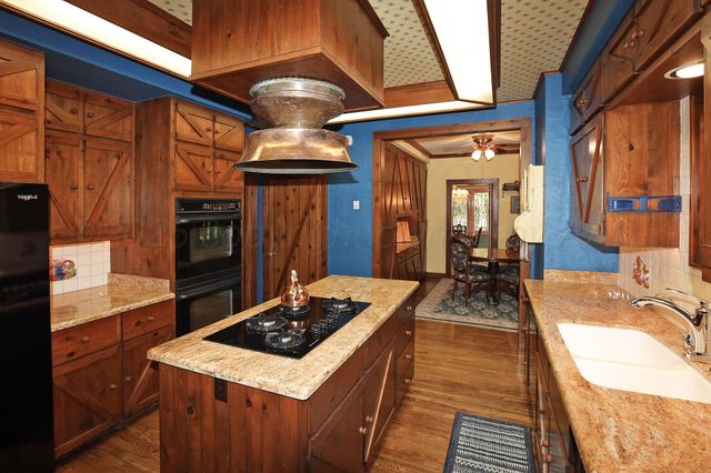 3011 S Hughes Street, Amarillo, TX 79109