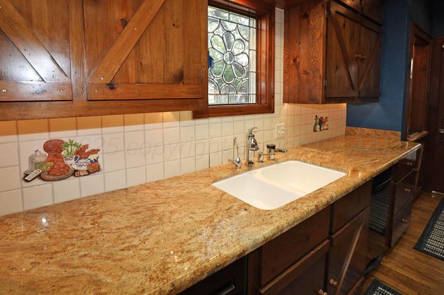 3011 S Hughes Street, Amarillo, TX 79109