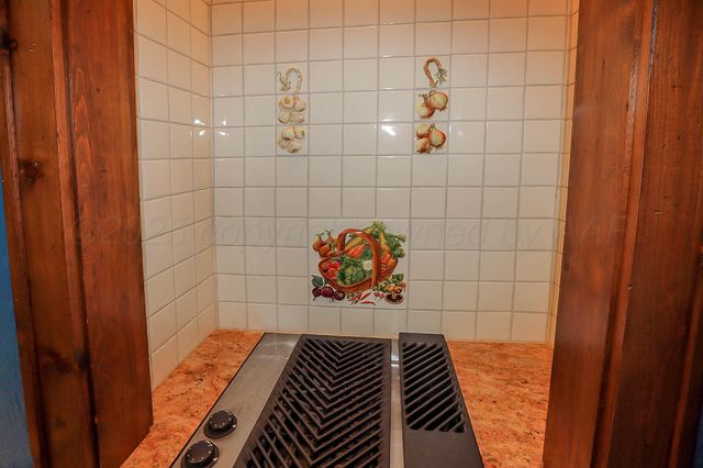 3011 S Hughes Street, Amarillo, TX 79109