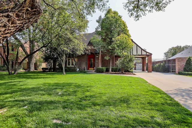 3011 S Hughes Street, Amarillo, TX 79109