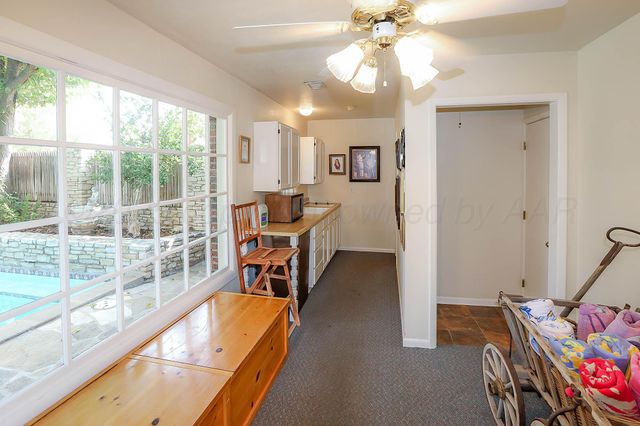 3011 S Hughes Street, Amarillo, TX 79109