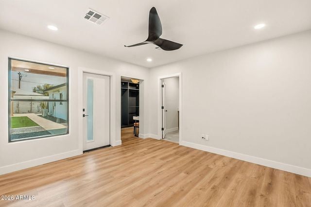 802 W EDGEMONT Avenue, Phoenix, AZ 85007