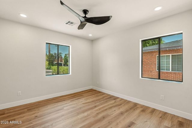 802 W EDGEMONT Avenue, Phoenix, AZ 85007