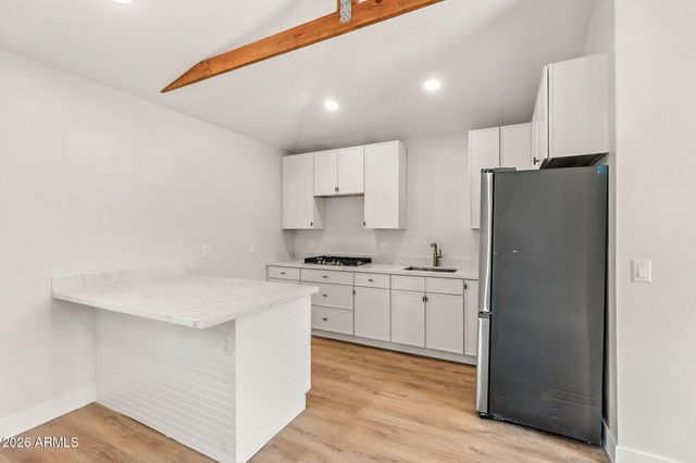 802 W EDGEMONT Avenue, Phoenix, AZ 85007