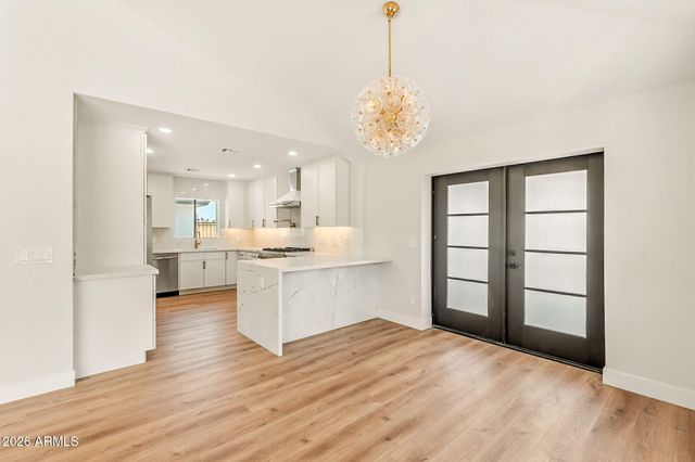 802 W EDGEMONT Avenue, Phoenix, AZ 85007